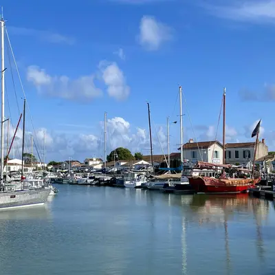 S’installer en terrasse sur le port