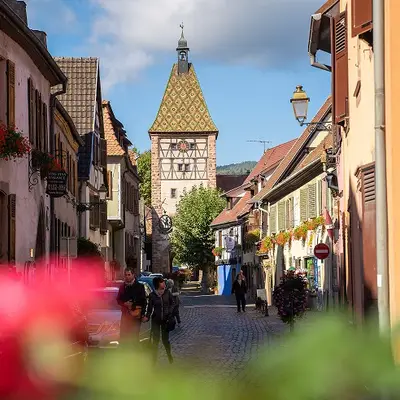 Parcourir le village à pied