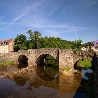 Faire une pause au bord de la rivière