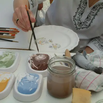 Rencontrer les artisans faïenciers