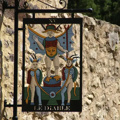 Retrouvez les enseignes de tarot