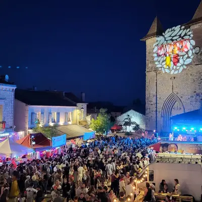 Profiter du village en fête