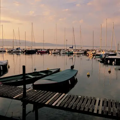 S'offrir un coucher de soleil depuis le port de plaisance