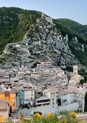 Entrevaux et Saorge décrochent le label "Plus Beaux Villages de France"
