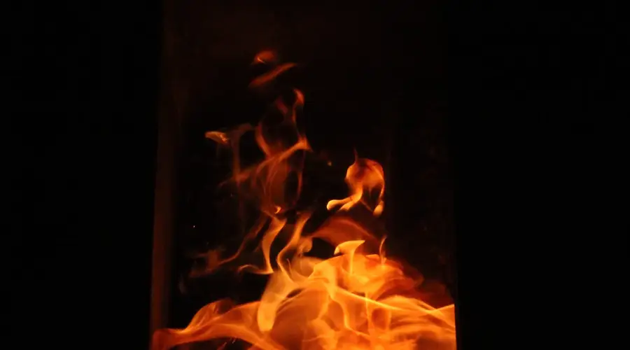Exposition - sublime les flammes, topographies du feu intérieur