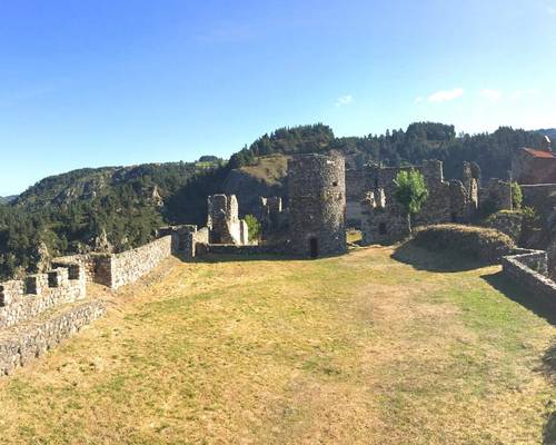 Site du château d'Arlempdes