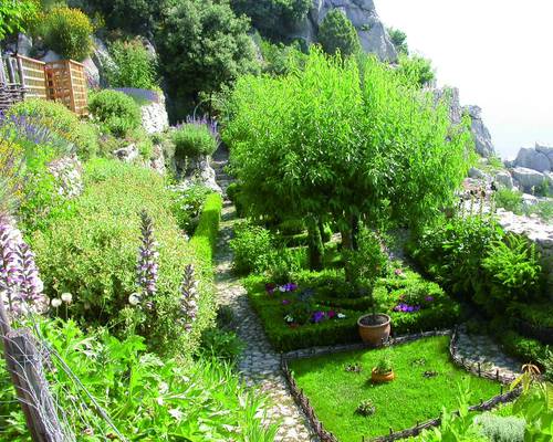 Site du château et jardin médiéval