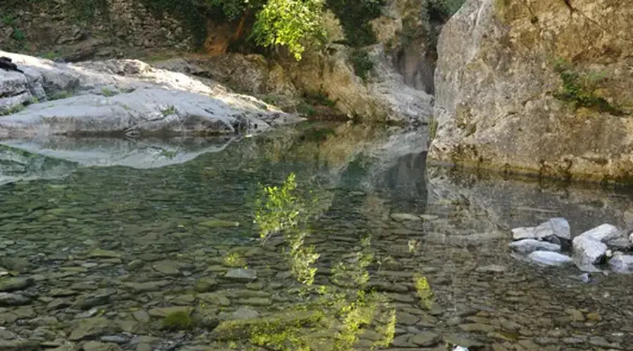 Piscine naturelle dite "Bain du Sémite"