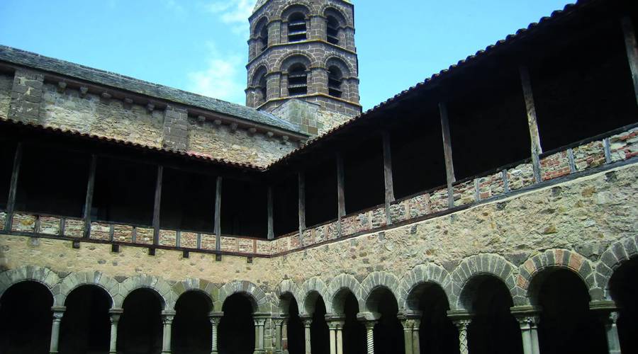 Abbaye de Lavaudieu