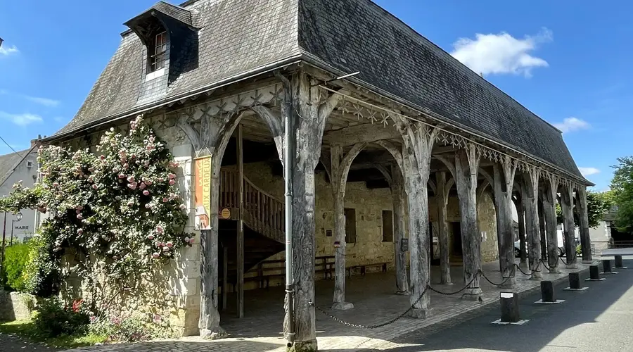 Halle aux Cardeux - Musée du Gemmail