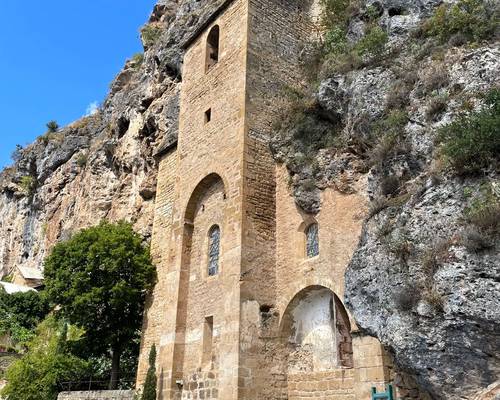 Eglise semi-troglodytique Saint-Christophe