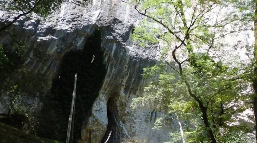 Grottes de Baume