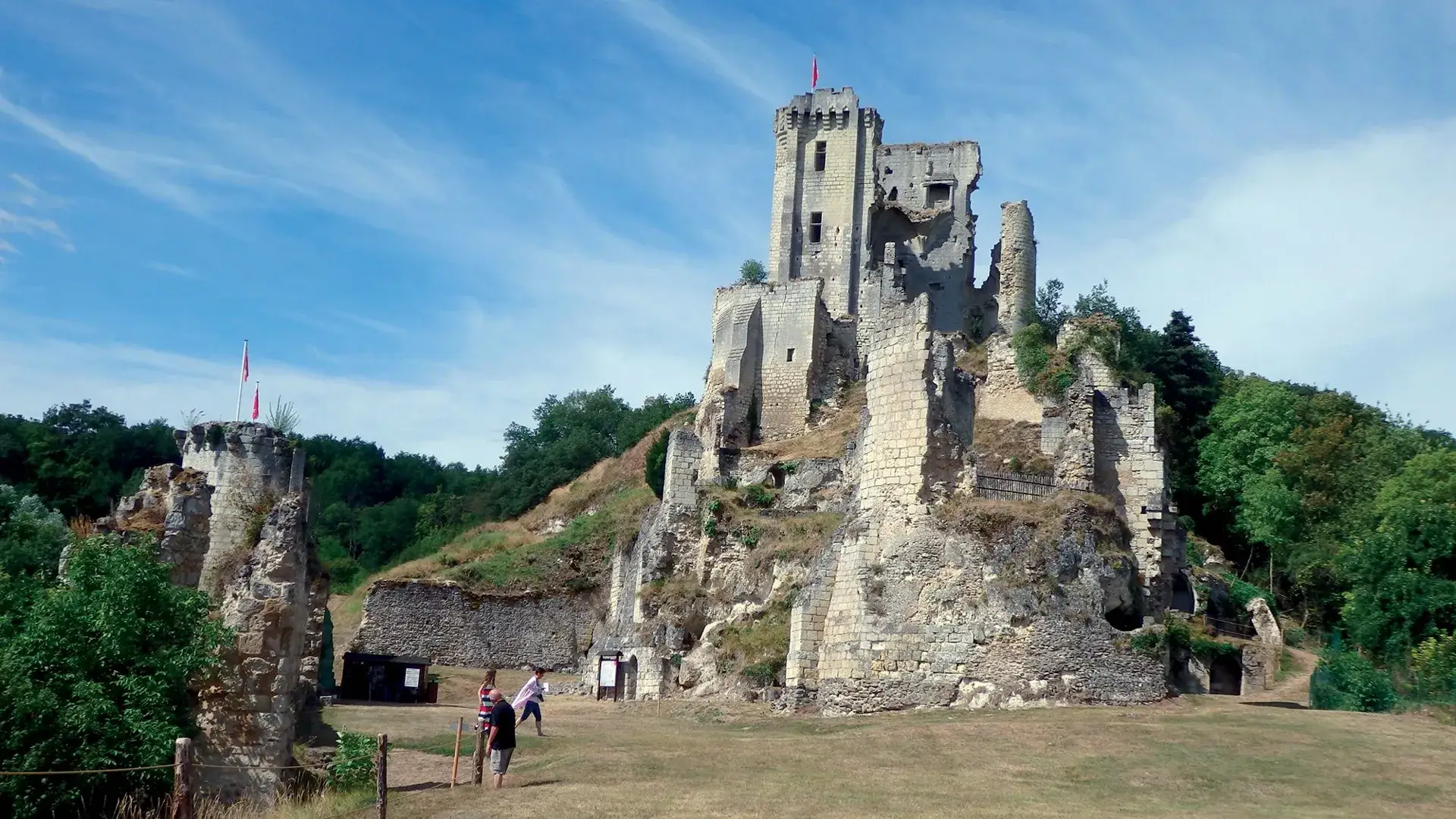 Lavardin site château
