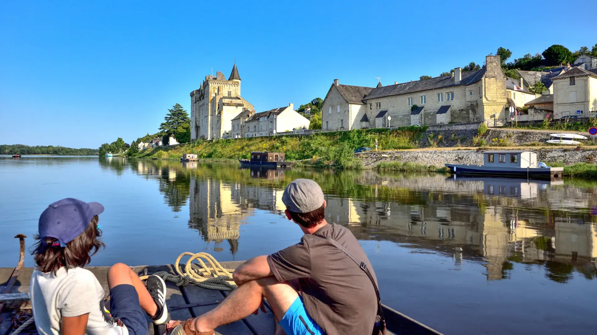 Montsoreau, balade en toue sur la Loire