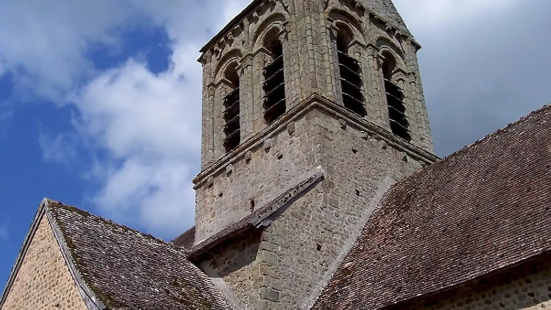 Saint-céneri-le-Gérei église