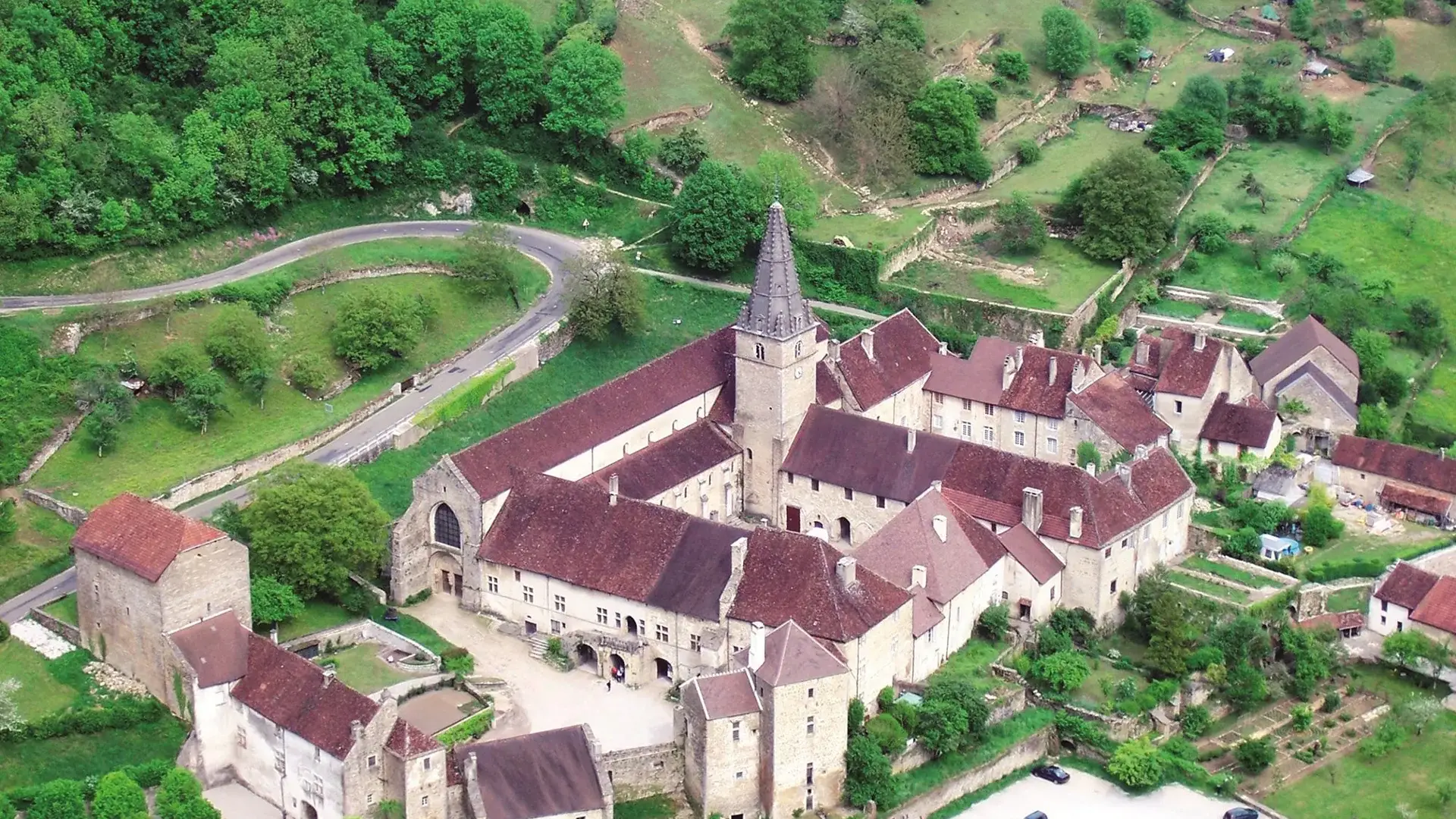 Baume-les-Messieurs abbaye