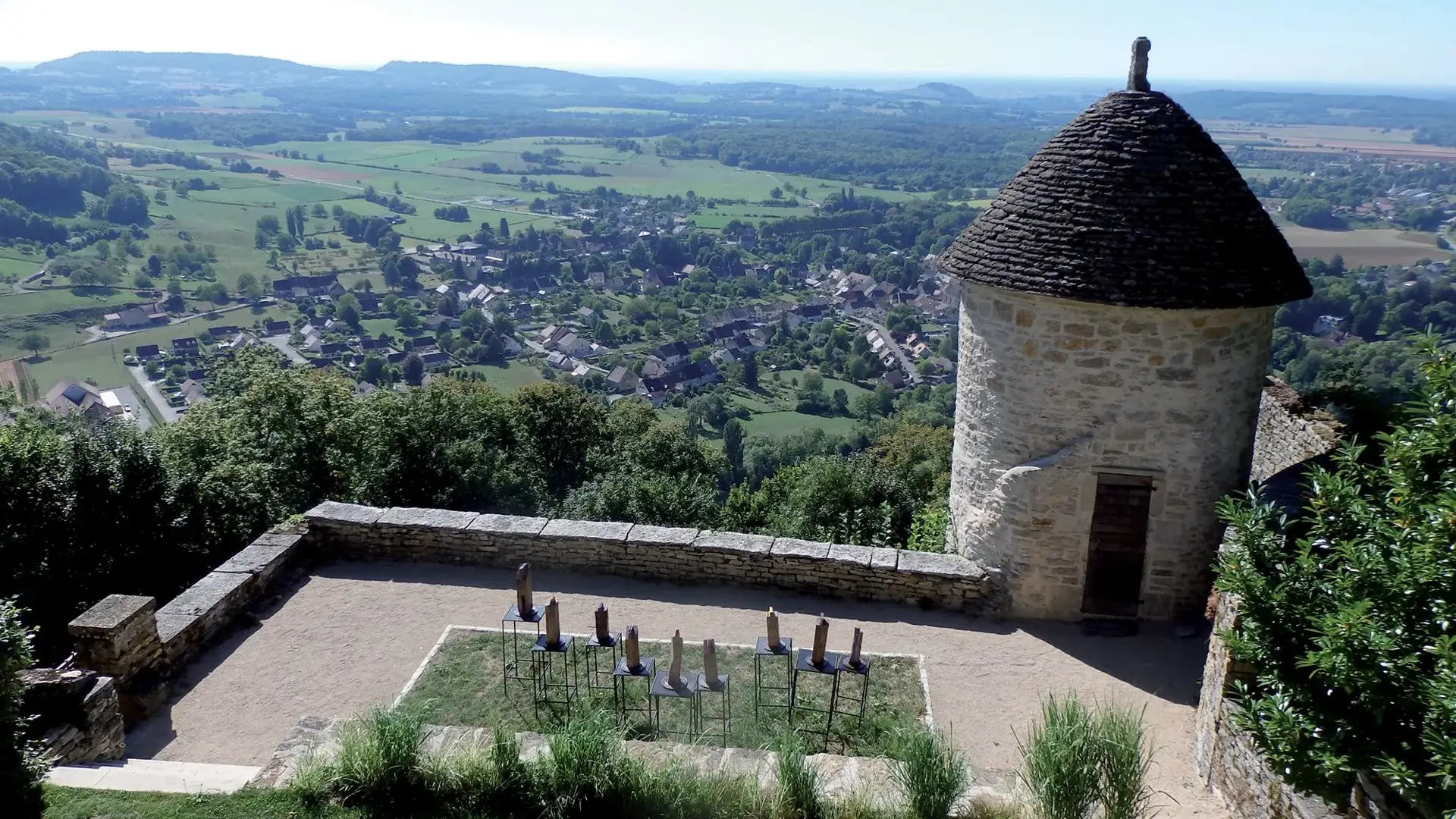 Château-Chalon paysage et pigeonnier