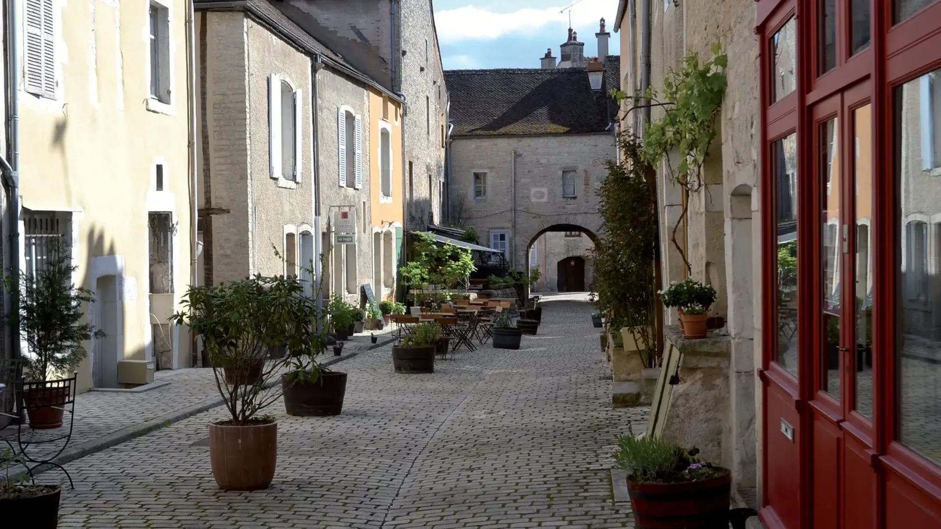Noyers rue