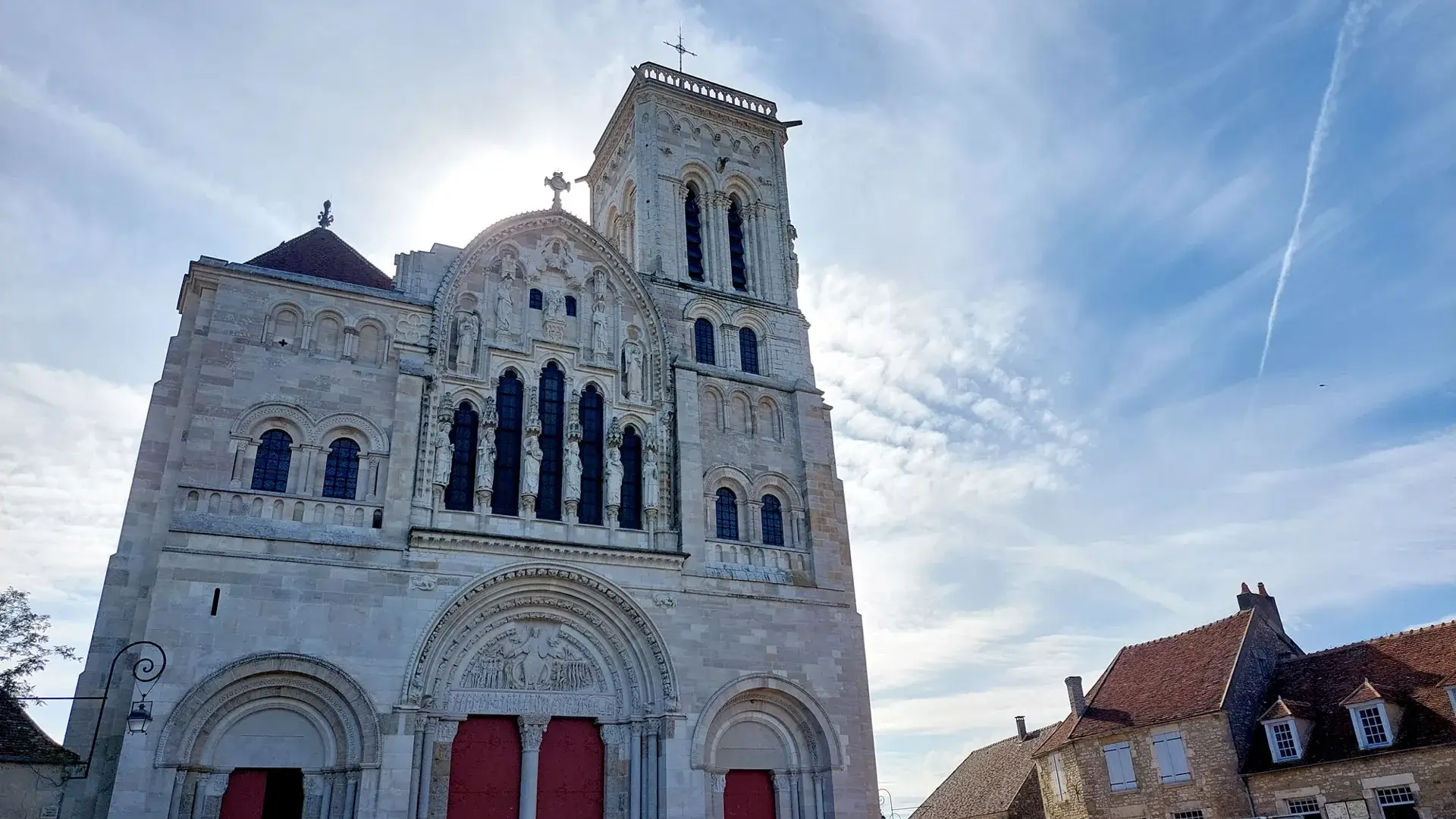 Vézelay, basilique au soleil couchant