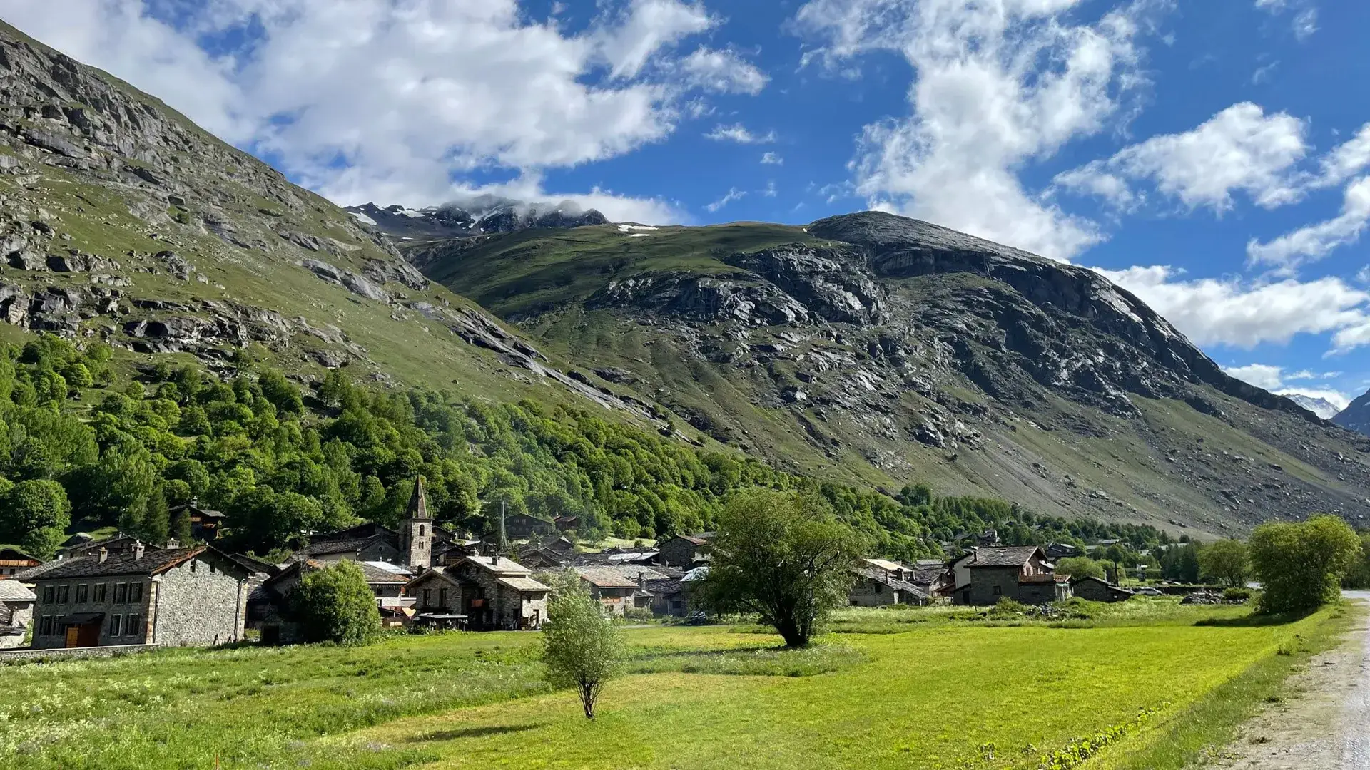 Bonneval-sur-Arc vue été