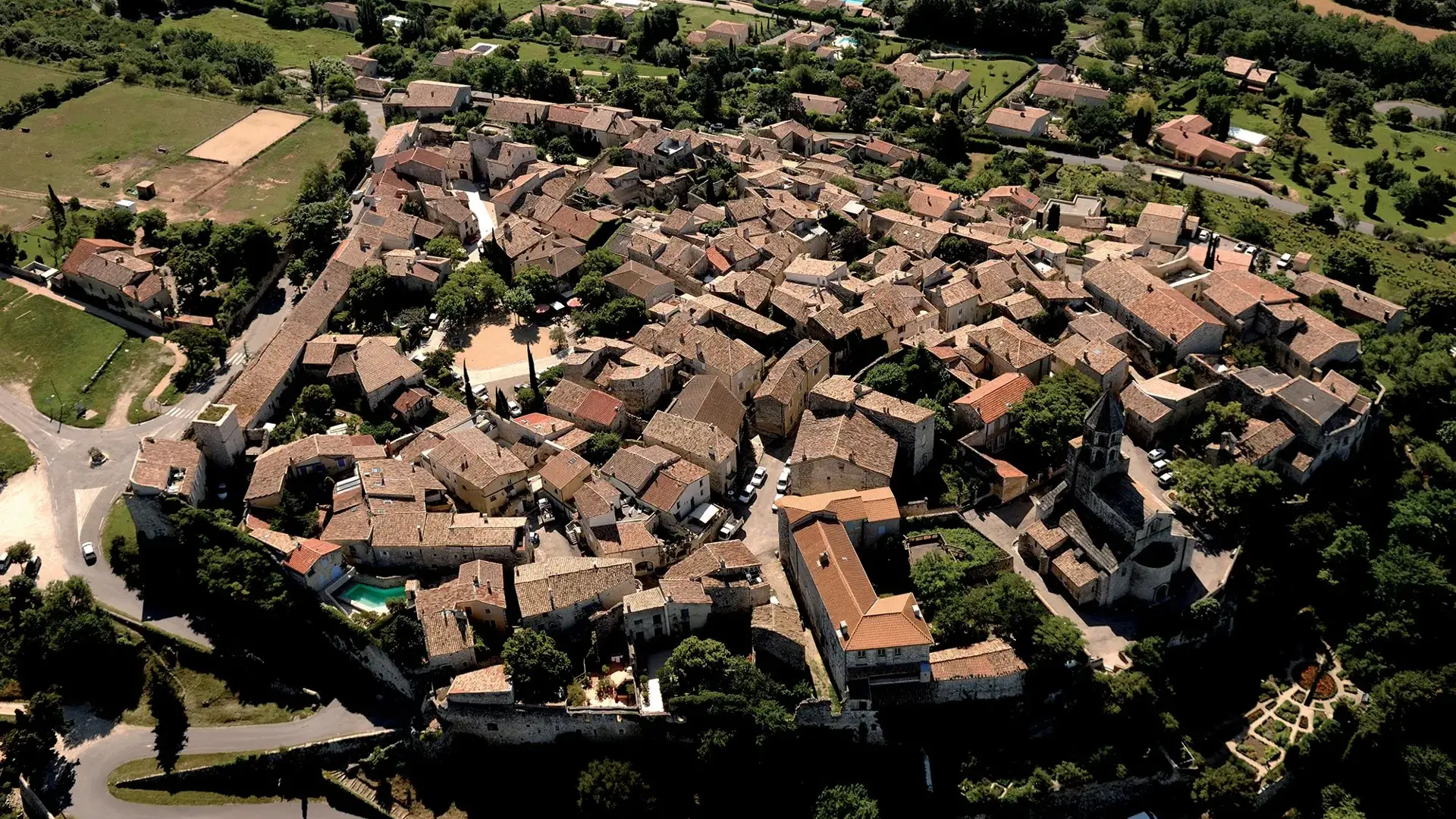 La Garde-Adhémar vue du ciel
