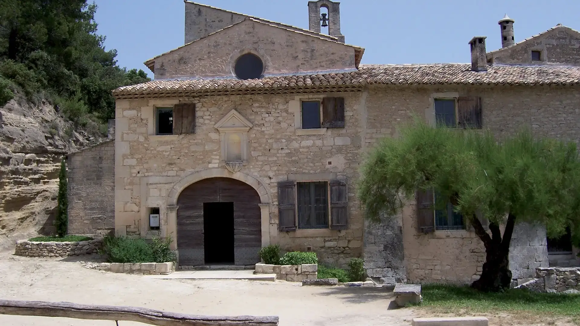 Ménerbes abbaye Saint-Hilaire