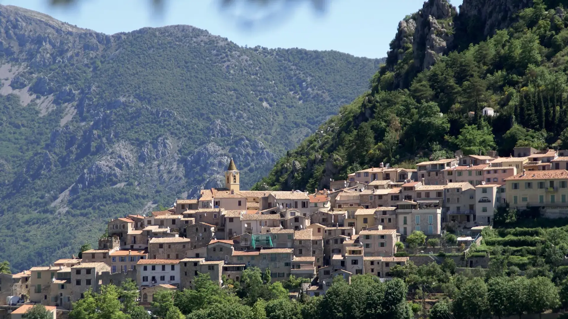Sainte-Agnès vue d'ensemble