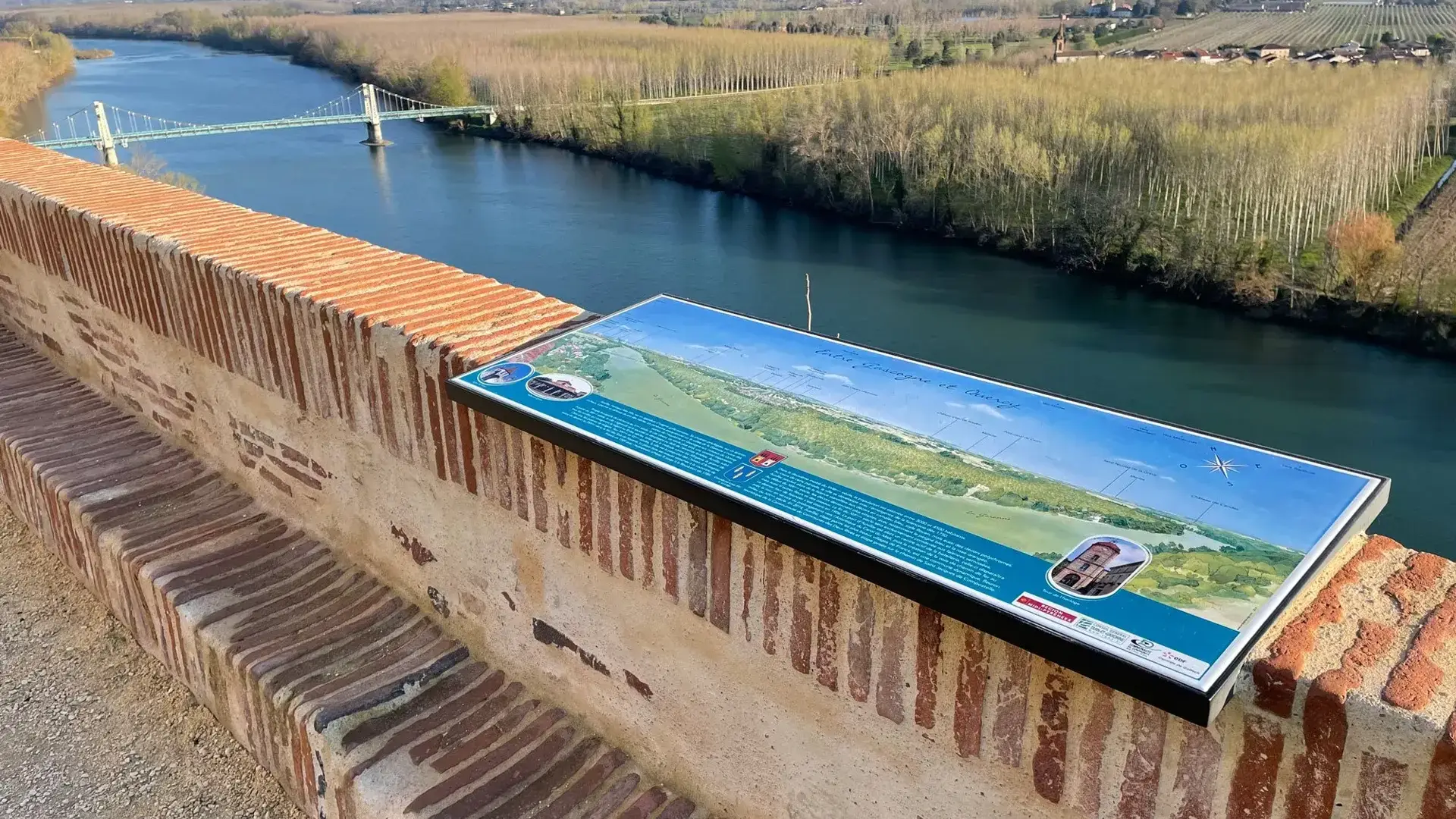 Auvillar point de vue sur la Garonne