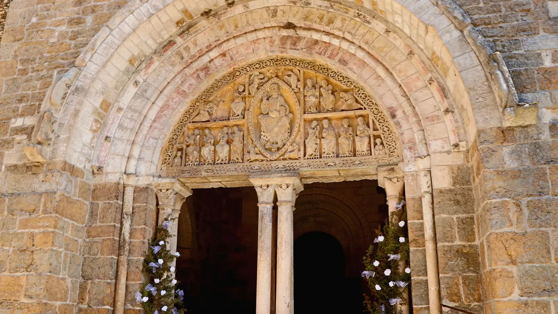 Carennac, tympan église