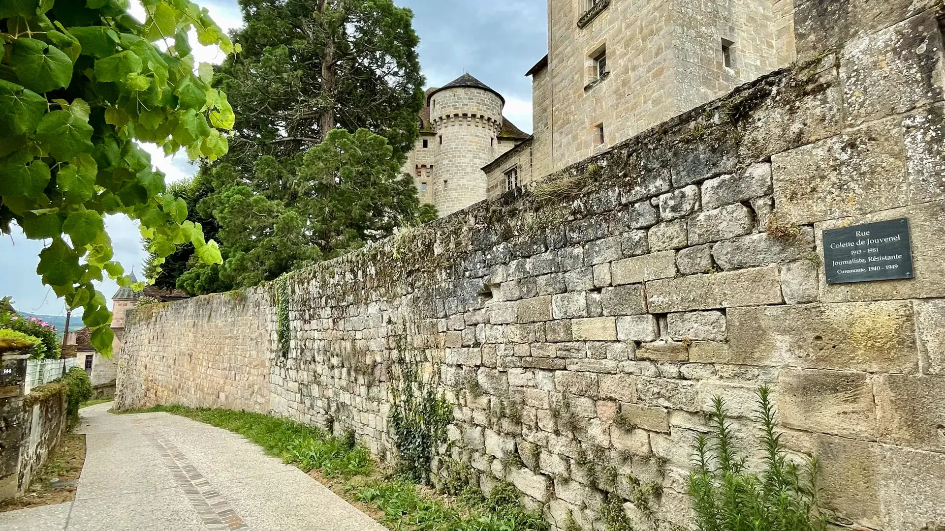 Curemonte, rue Colette de Jouvenel