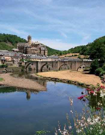 Estaing image