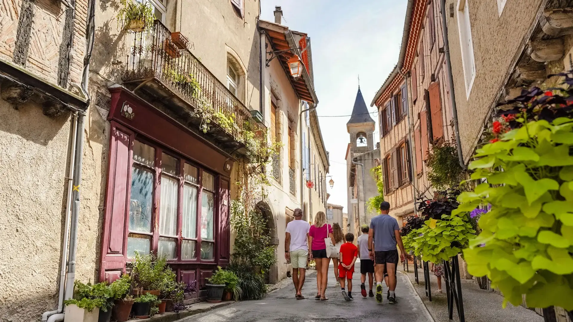 Lautrec, balade en famille dans le village