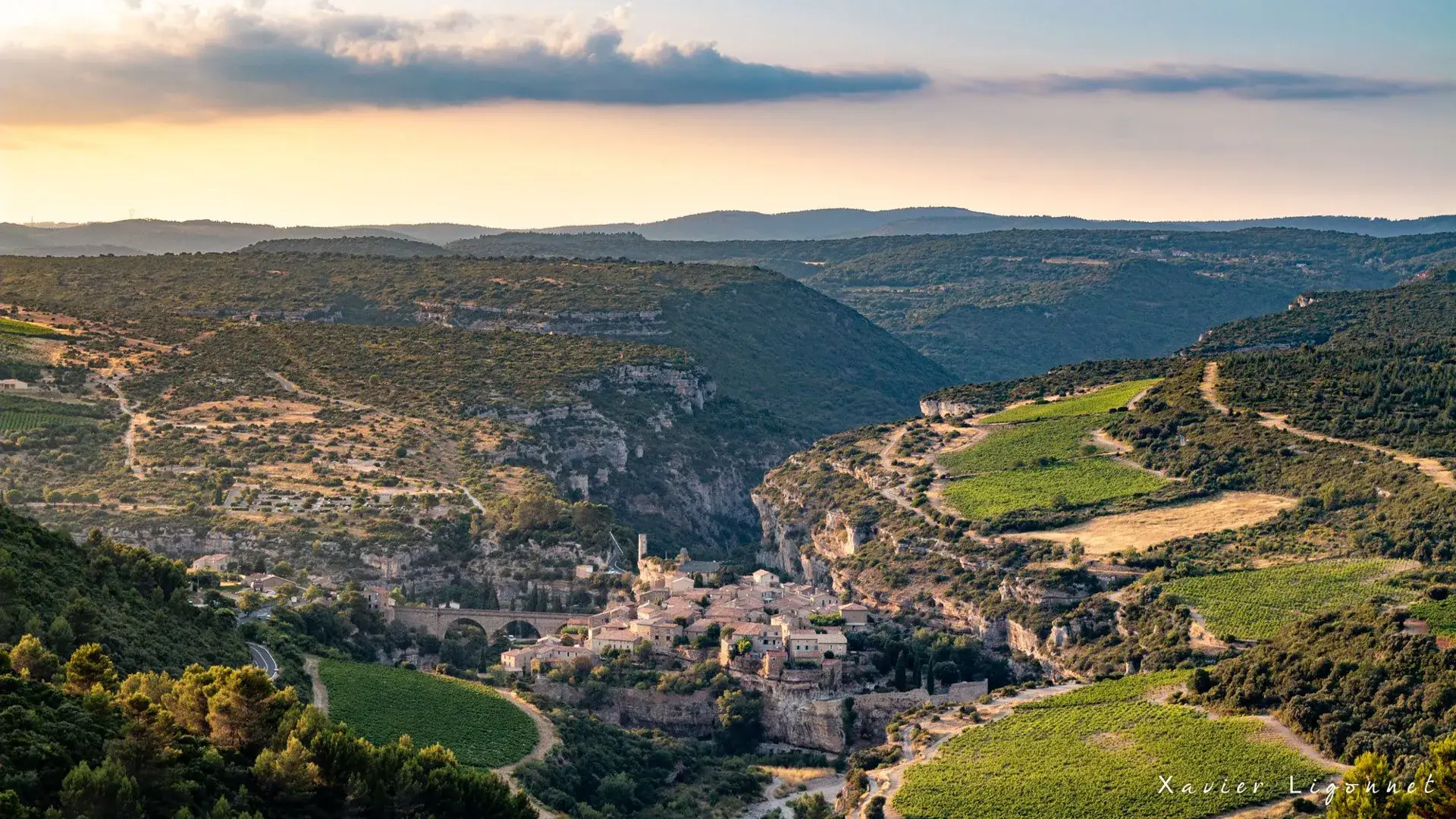 Minerve vue village et paysages