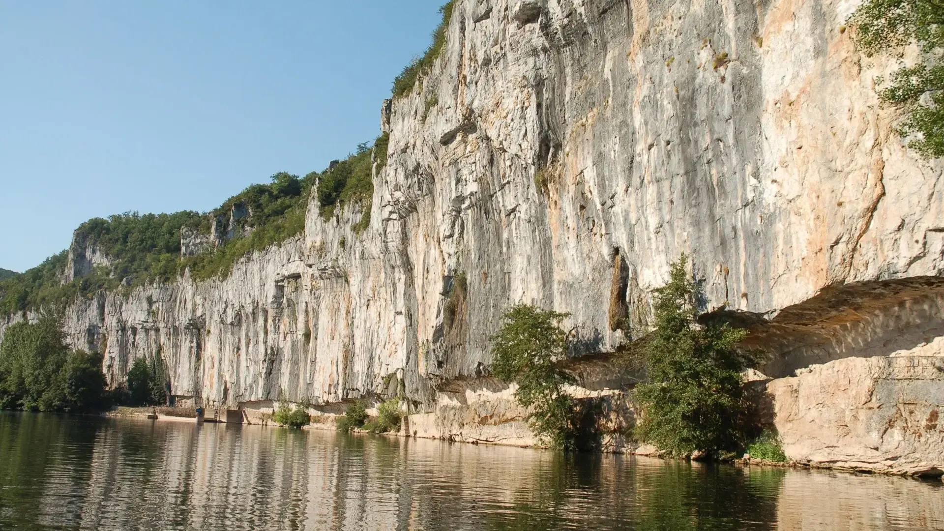 Saint-Cirq-Lapopie chemin de halage