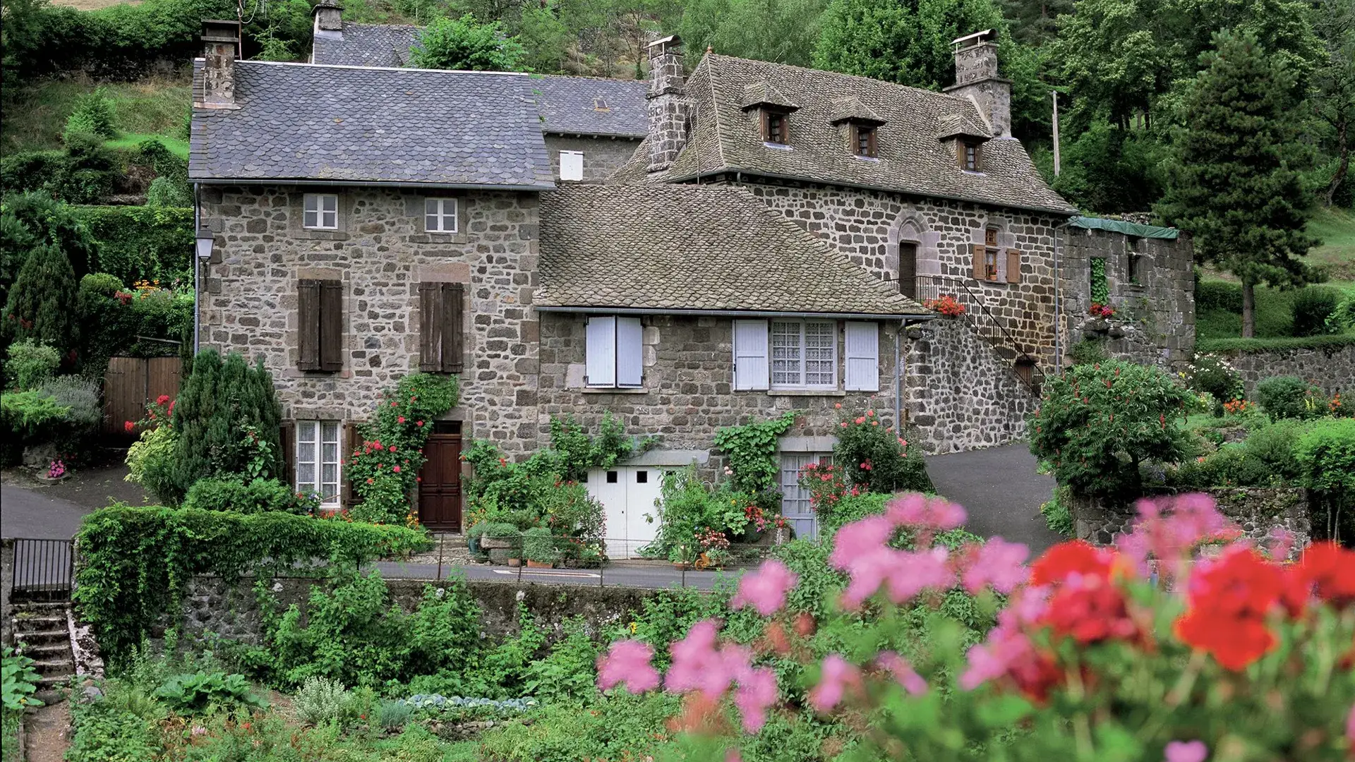Tournemire maisons