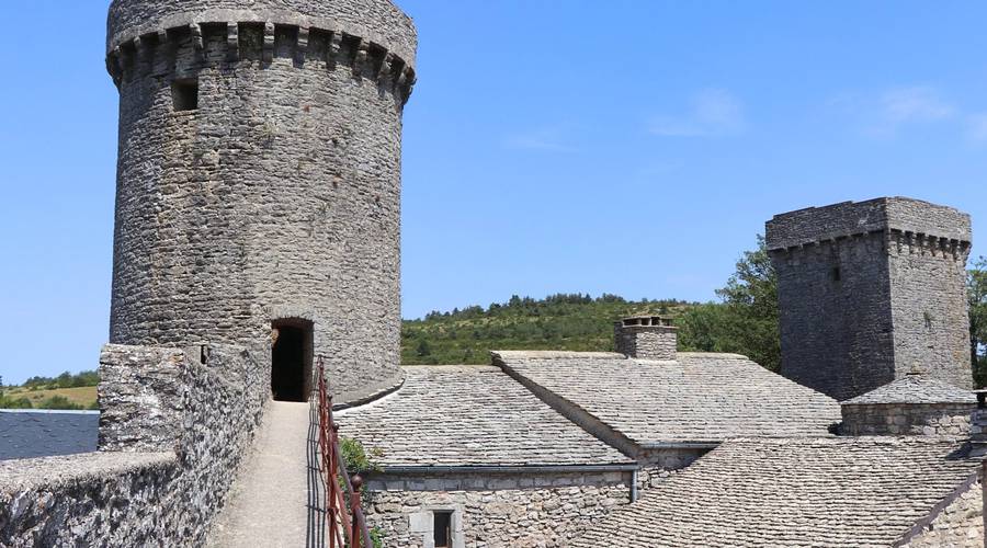 Maison de la Scipione et chemin de ronde