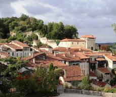 Belvédère sur le village d'Aubeterre