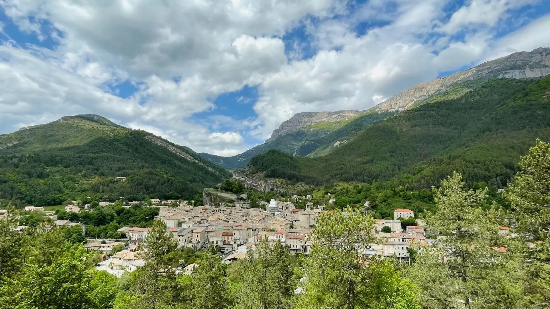 Châtillon-en-Diois vue d'ensemble