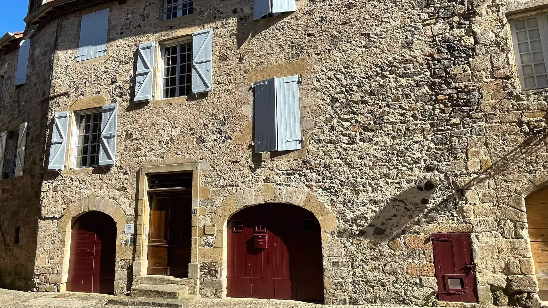 Beaulieu-sur-Dordogne bâti