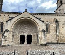 Abbatiale Saint-Pierre