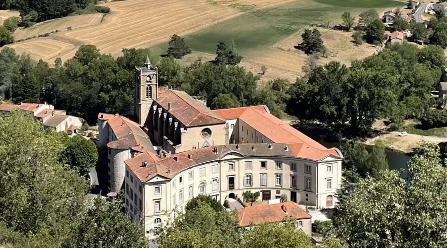 Le Prieuré clunisien