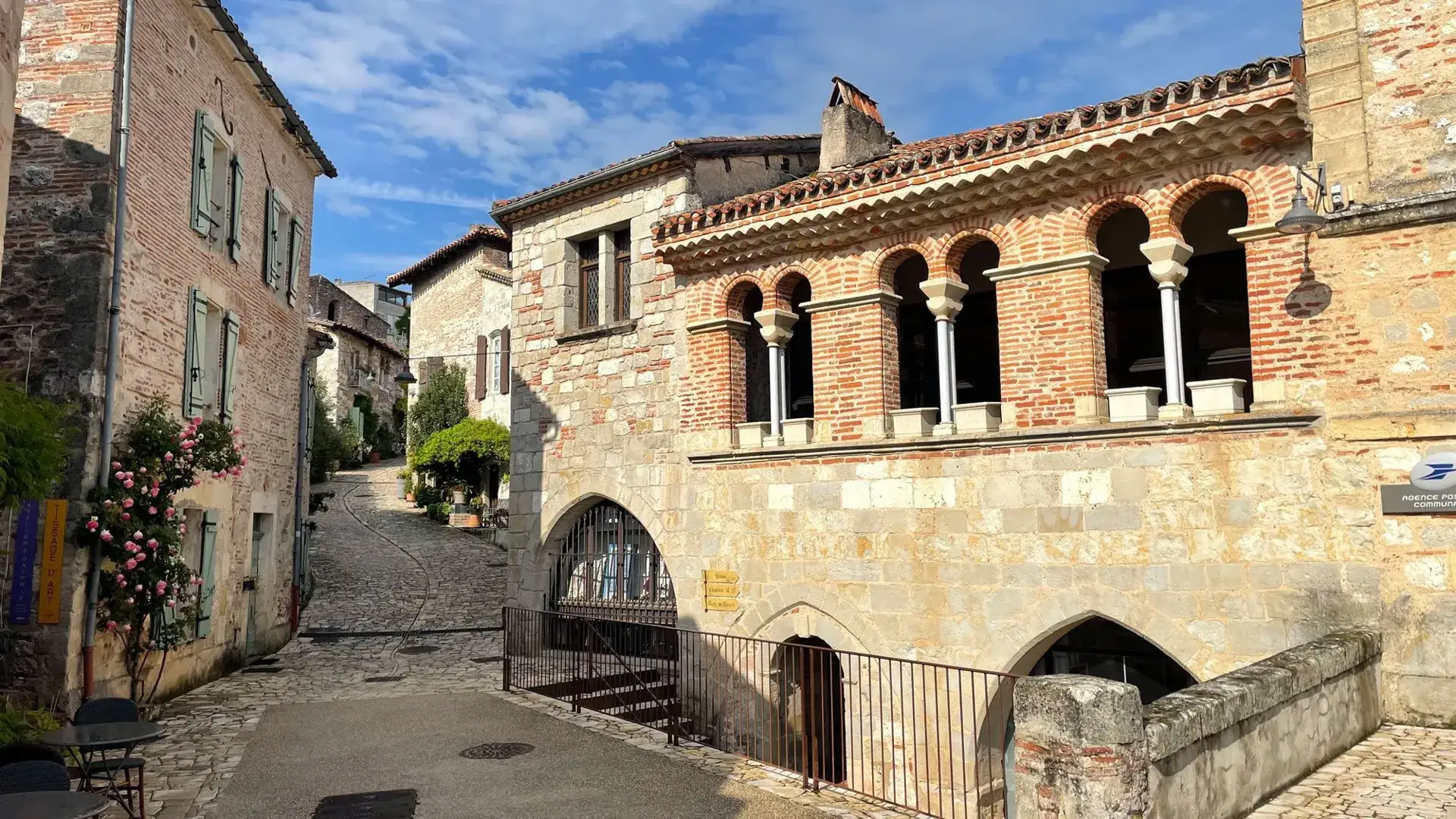 Penne-d'Agenais ambiance village et patrimoine