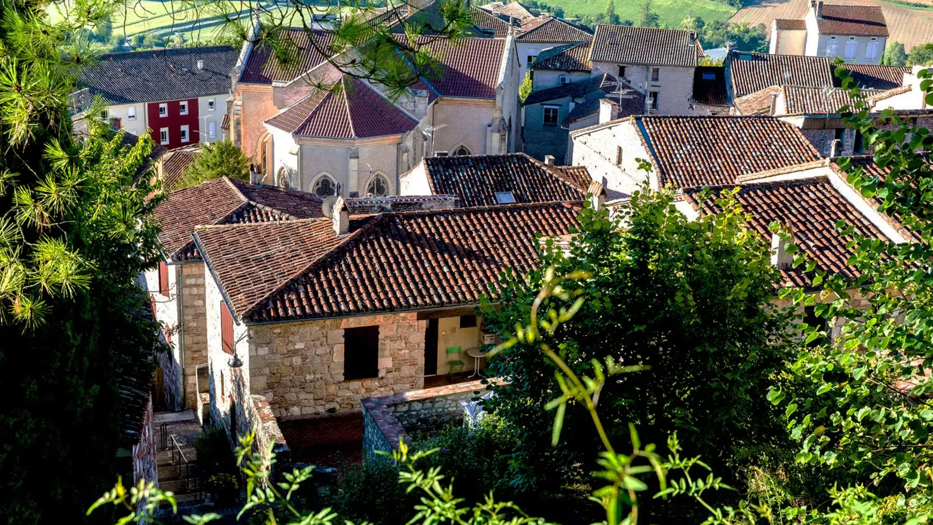 Penne-d'Agenais vue sur les toits