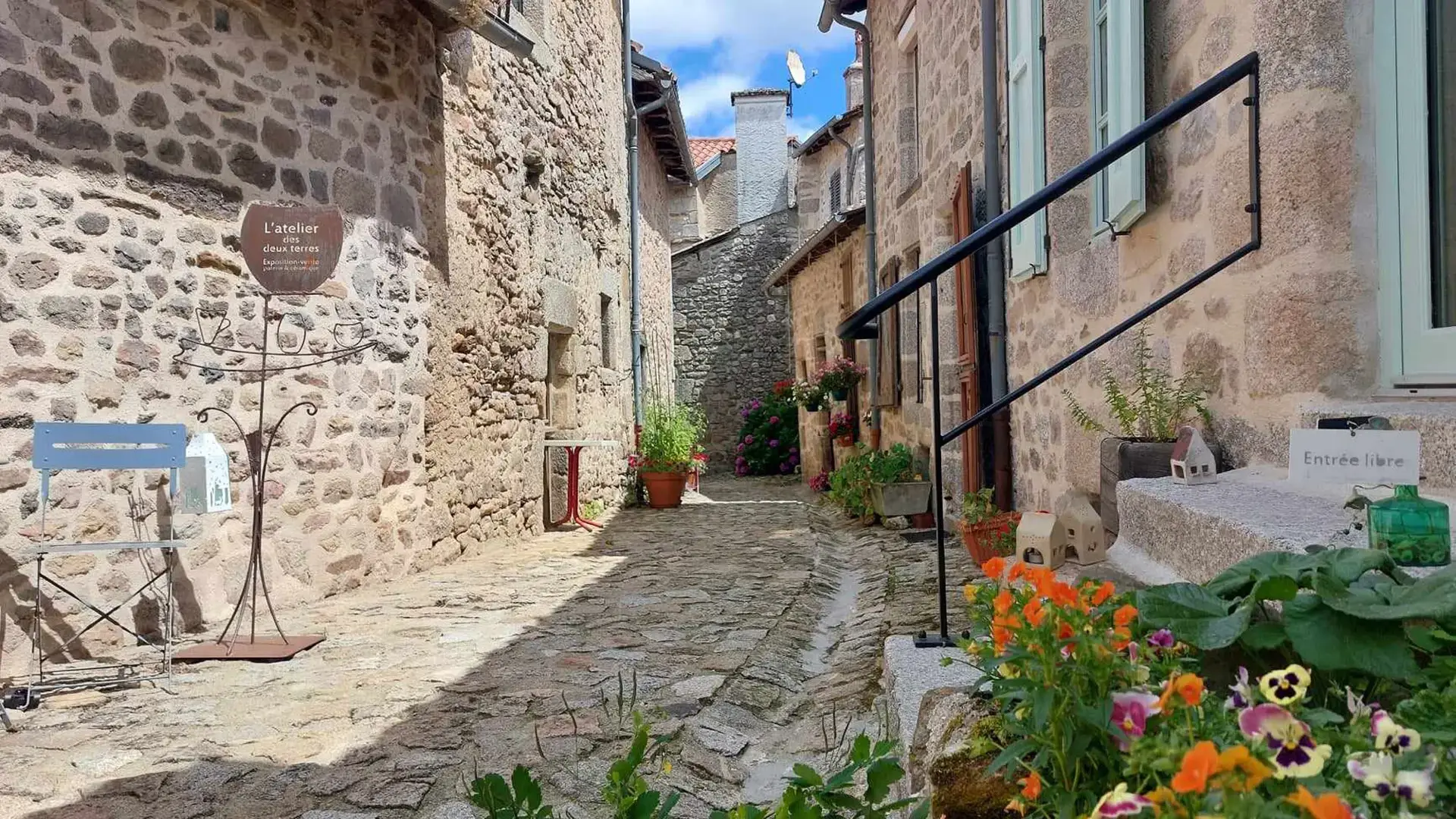Marcolès, ambiance village