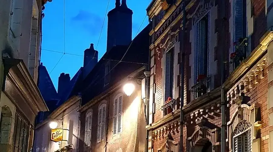 Visite éclairée : Sancerre à la lampe torche