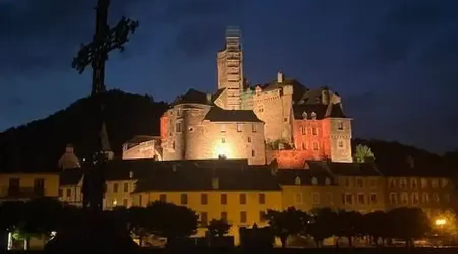 Le Son & Lumière d'Estaing : 1 000 ans d'histoire