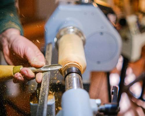Atelier de tournage sur bois
