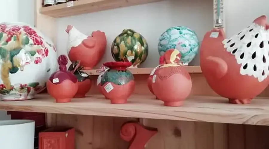 Boutique artisanale lautrécoise "Mains libres"