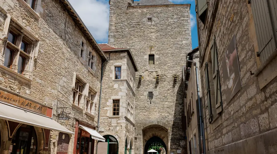 Les tours-portes de Villeneuve