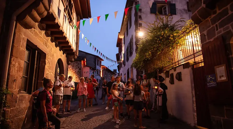 Visite nocturne de St Jean Pied de Port